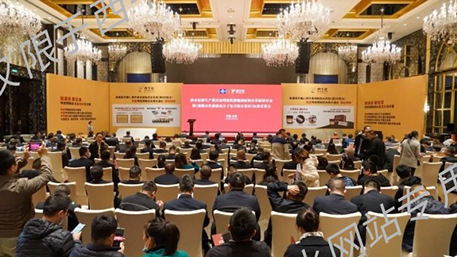 錦繡太原城，現(xiàn)制新防水！西牛皮現(xiàn)制防水在太原引發(fā)熱議，好評(píng)如潮。