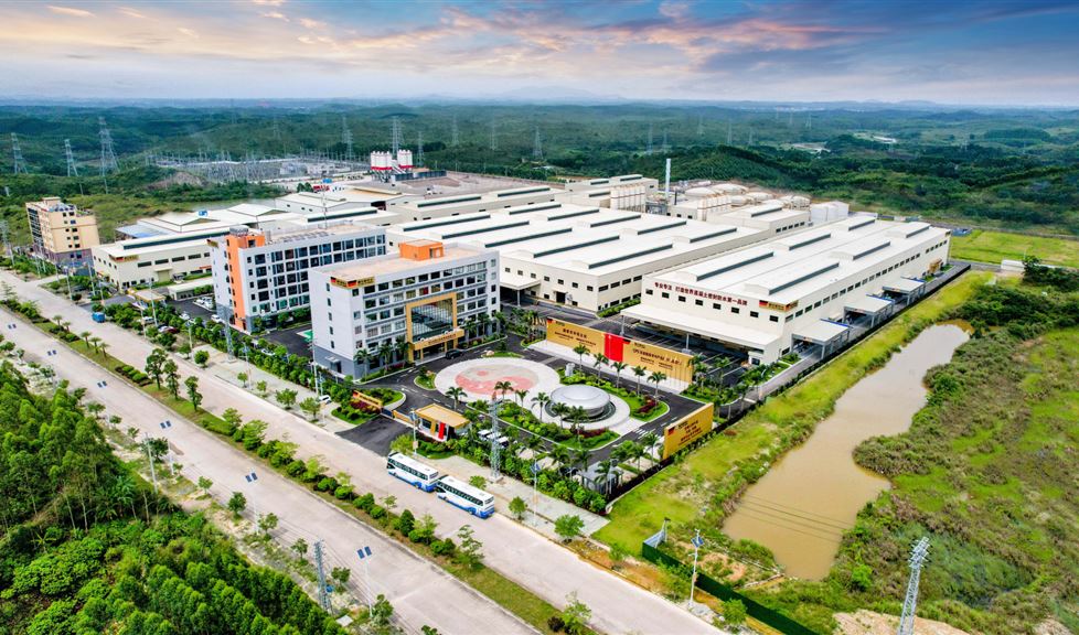 三花聚頂一品能，齊心協(xié)力大推廣