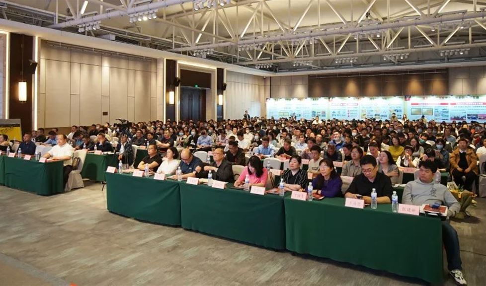 一城山色半城湖，密封防水一品能——《濟(jì)南市建筑與市政工程高品質(zhì)防水革新研討會(huì)》成功舉行